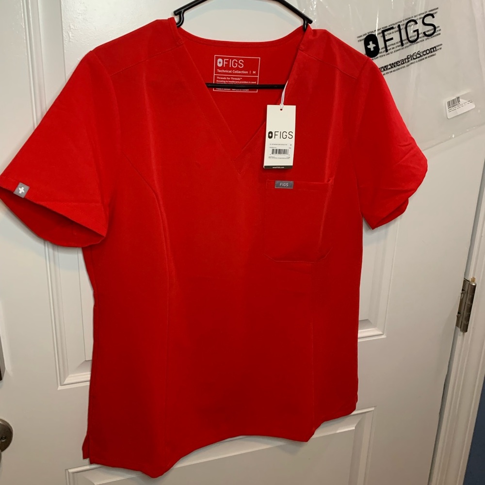 Figs Scrub set Pop Red Slim top/Tall Livingston Pants